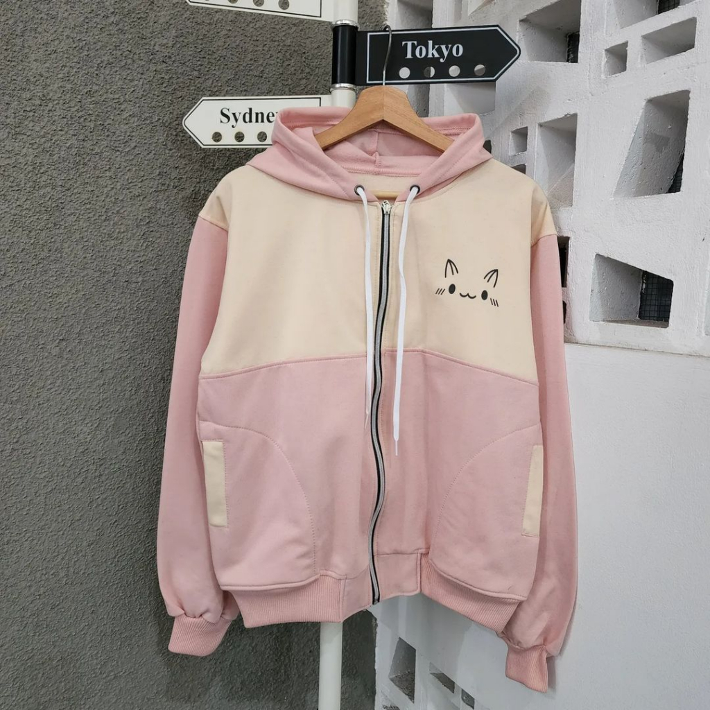 HOODIE ZIPPER WANITA MOCHIO CAT BAHAN FLACEE LD 100 - 120 CM Sweater Hoodie Zipper Polos // Hoodie Sweater Wanita Orginal // Baju hangat wanita kekinian ( BAYAR DI TEMPAT)