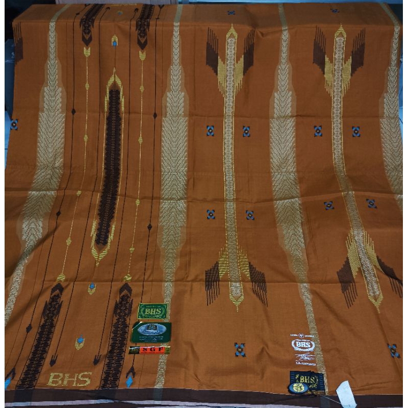 sarung BHS sgf gold full sutra 210 spunsilk.