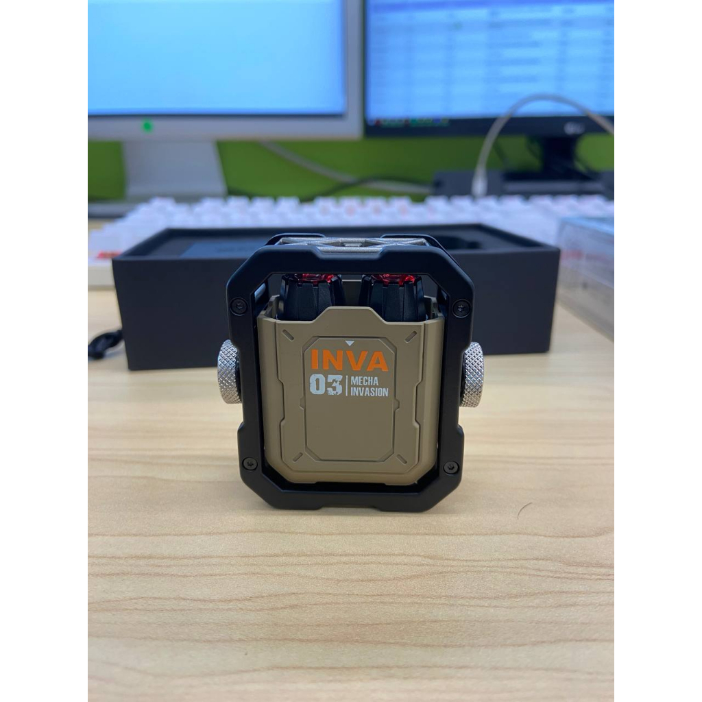 TWS Gaming figdet spin inva 03