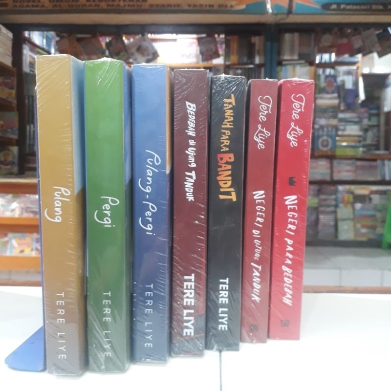 Novel Original Serial Aksi Tere Liye Pulang; Pergi; Pulang-Pergi; Negeri Para Bedebah; Bedebah di Uj