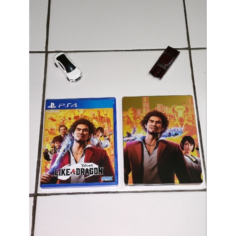 Yakuza Like a Dragon + Steelcase & Postcard PS4