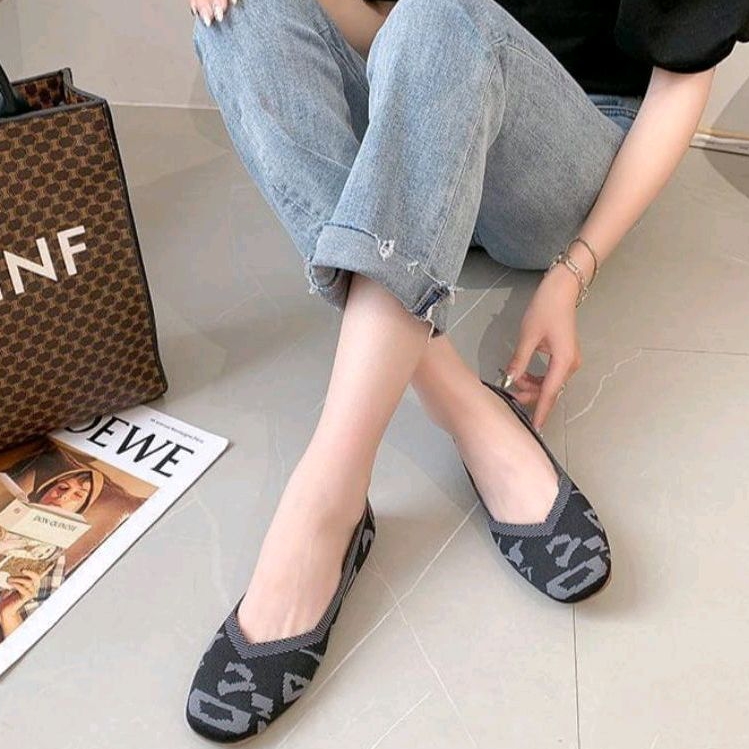 KANOSUE CASUAL SLIP ON SHOES ANTI SLIP KS2122 IQ