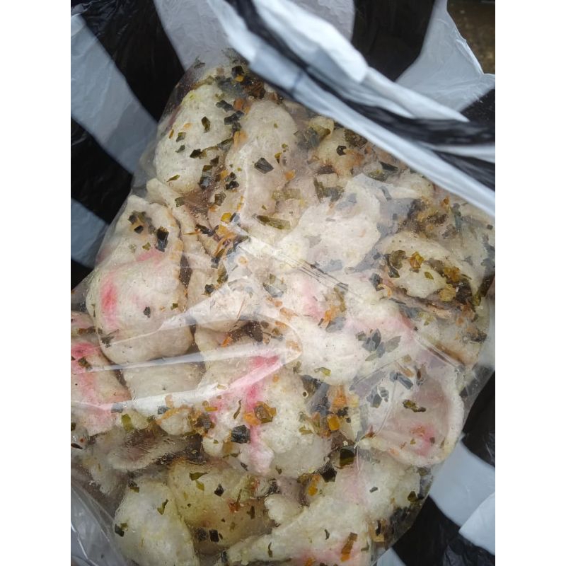 

Kerupuk Usek daun bawang 250gr