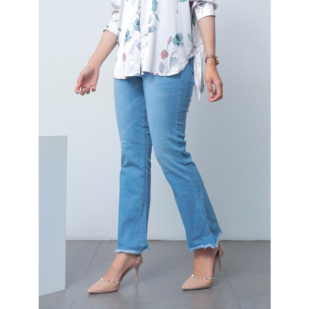 Celana Jeans Cutbray Rawis Jumbo  - 2302.01.035