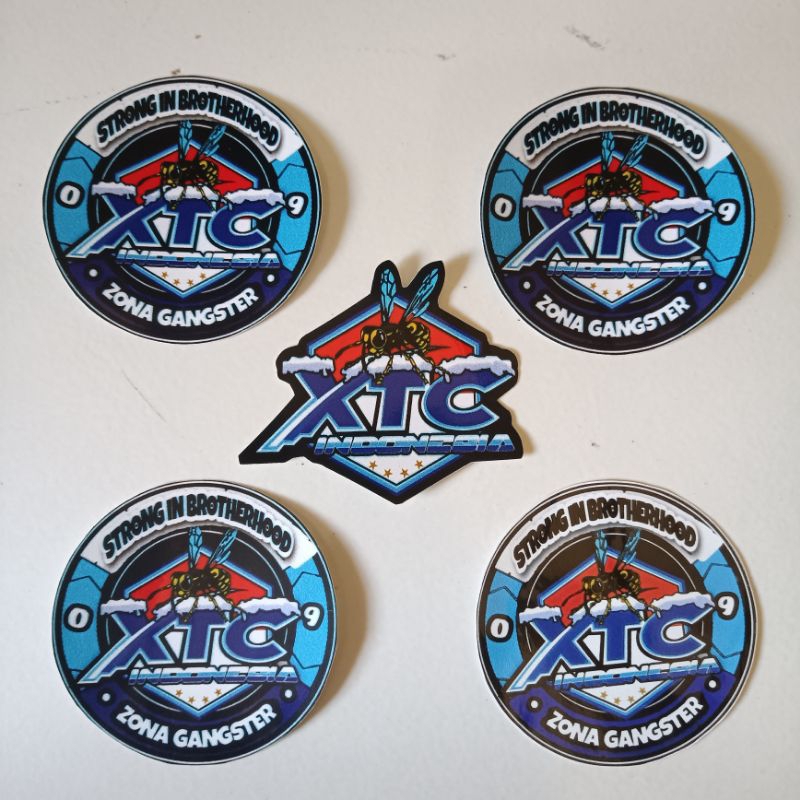

Stiker xtc bulat terbaru