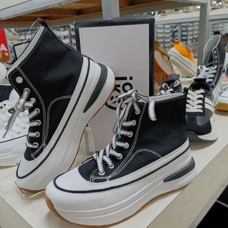 ilooks sepatu wanita hitam putih