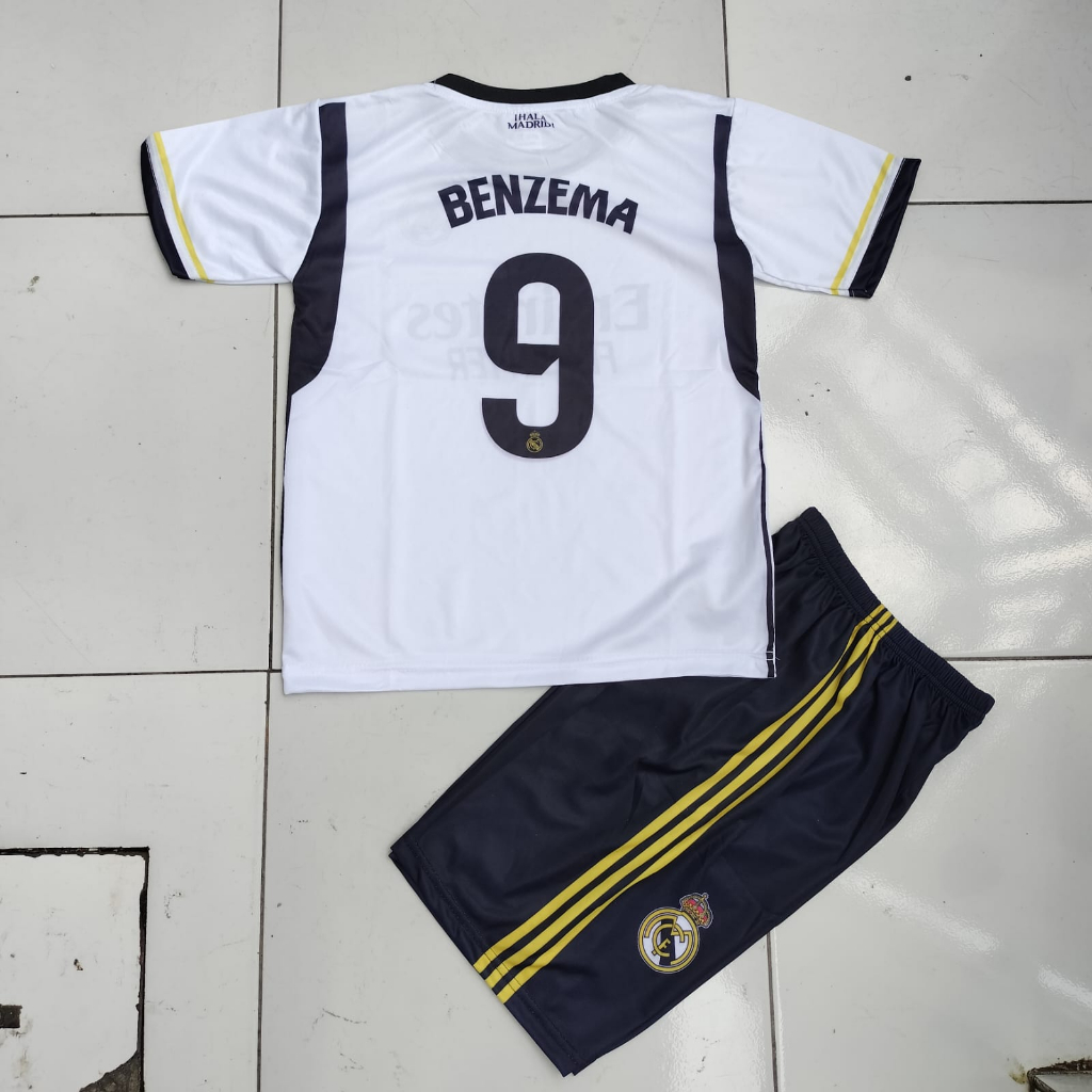 setelan baju bola jersey benzema terbaru/ setelan baju bola liga spanyol terbaru