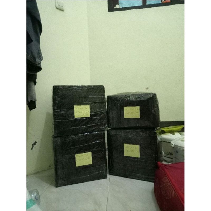 

BOX HAMPERS KADO GIFT ULANG TAHUN