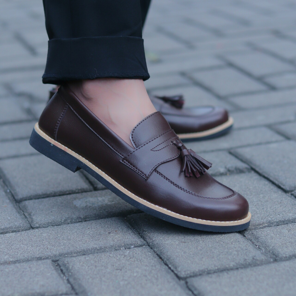 RIONZ PARIS SERIES - SepatuFormal Pantofel Pria Resmi Formal Hitam Coklat Kulit PU Original Brown Black Kantor Kuliah Wisuda Casual Gereja Pesta Kondangan Nikahan Kerja Perkantoran PNS Guru Gaya Trendy Kekinian Terlaris Murah