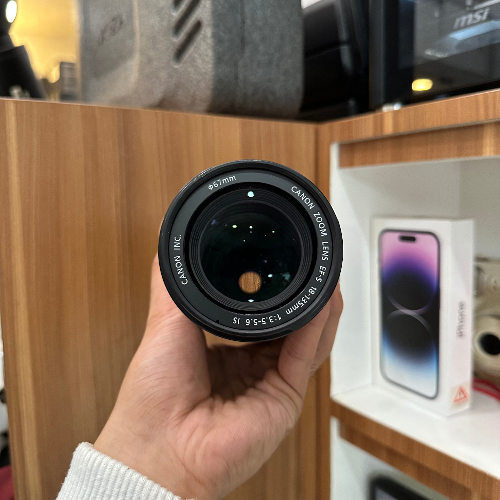 lensa canon 18 135mm is second