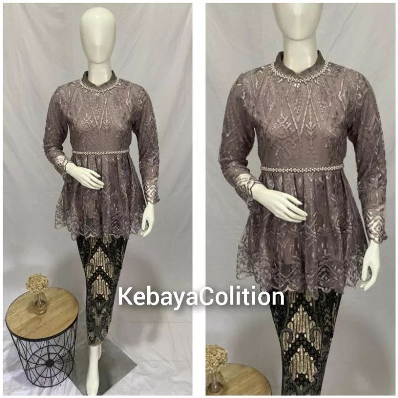 Kebaya Tunik / Tunik Borkat / Kebaya Modren / Kebaya Tile / Kebaya Favorite / Batik / Kebaya Ajc / Kebaya Tunik Brokat