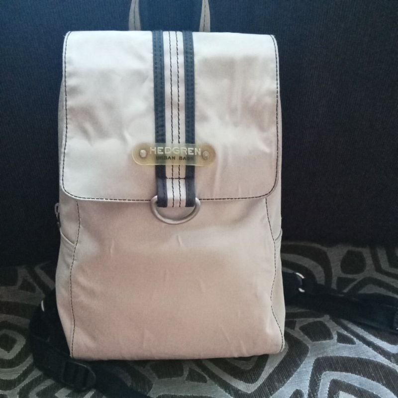 Tas Ransel Hedgren Preloved