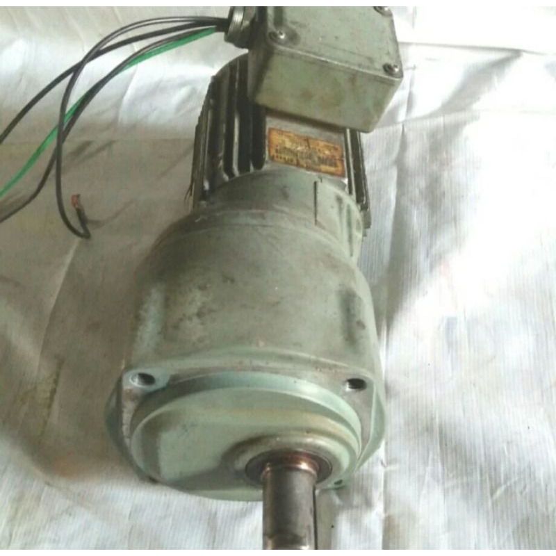 DINAMO MOTOR GEARBOK TSUBAKI 3PHASE 200~230V AC