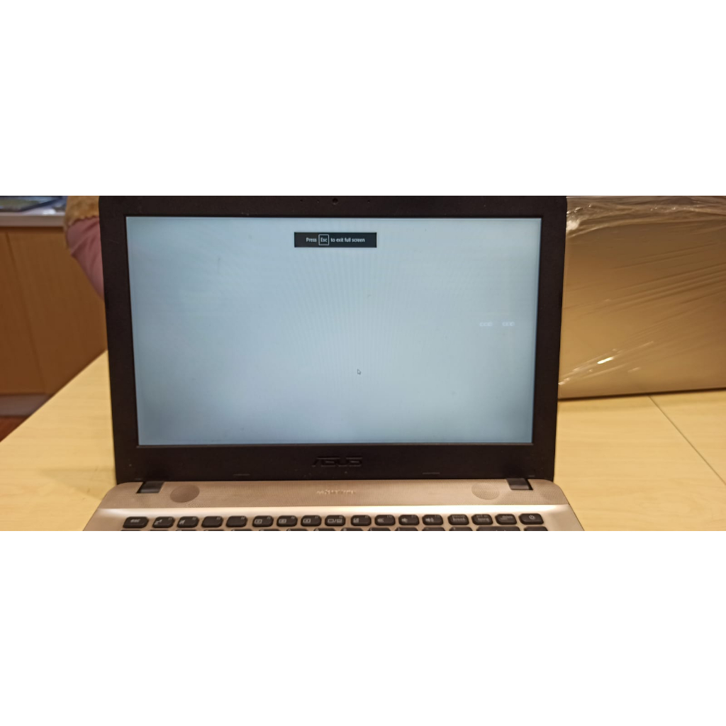 ASUS X441MA GA011T INTEL N4000 4GB 1TB 14 INCH WIN10HOME BLACK SECOND - GARANSI 1 BULAN