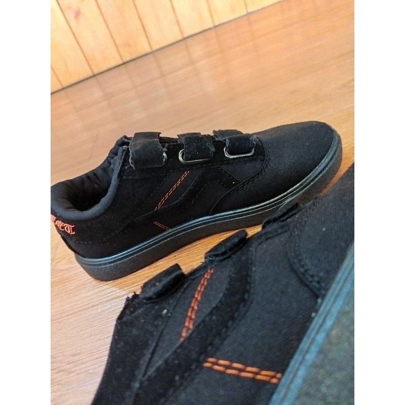 Aerostreet Massive Velcro Costa BNIB - Sepatu Sneakers