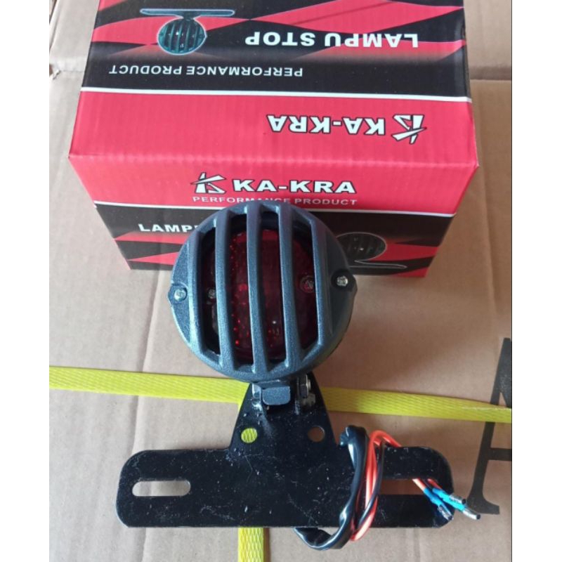 Lampu belakang stop japstyle grill