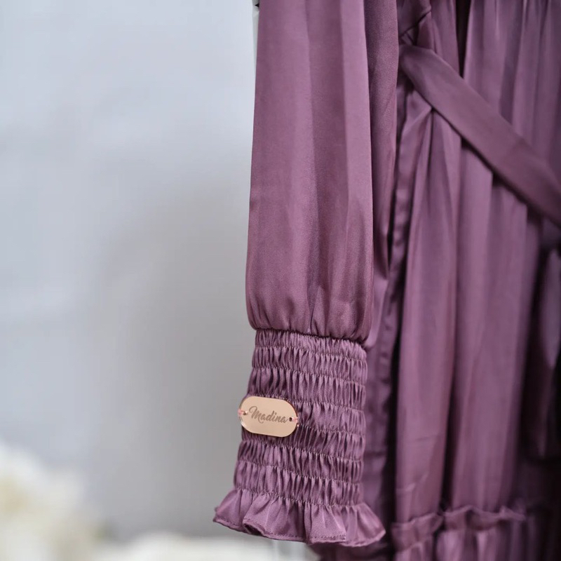 ITZY DRESS BY MADINA.GRIYAHIJAB / GAMIS DRESS PREMIUM SATIN ARMANY