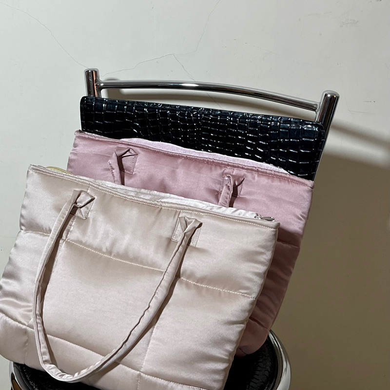 Rupa.idn Puffy Totebag Silk Edition
