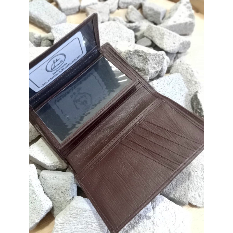 dompet pria/wanita ukuran 3/4 tanbgung bahan kulit sintetis lokal jenis bona motif urat kayu banyak slot kartu #dompet #dompetpria #dompetwanita #dompettanggung