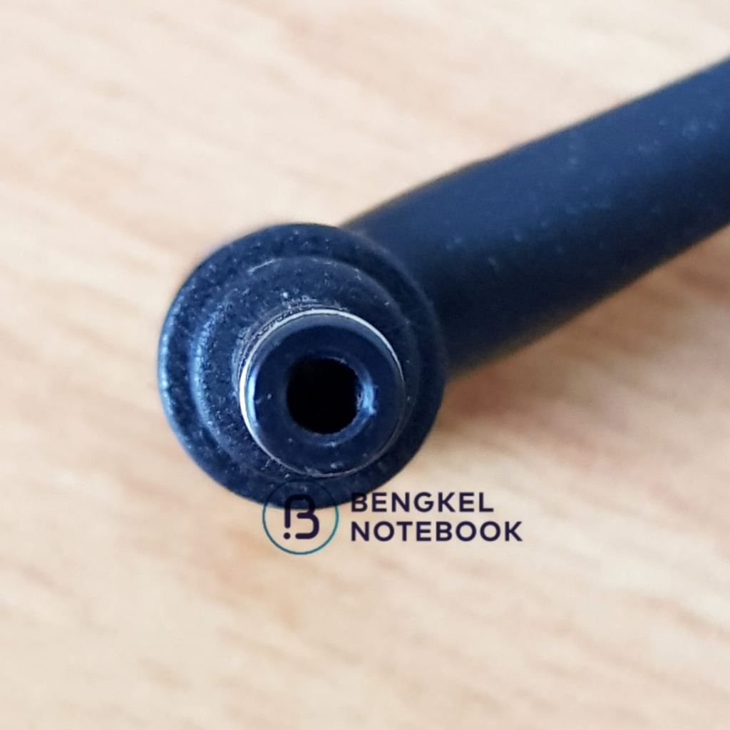 Adaptor Asus 19V 6.32A ADP-120ZB DC.5.5X2.5MM ORIGINAL