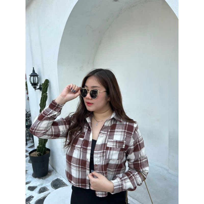 AVE Layla Shirt Croptop / Kemeja Croptop Flanel Kotak