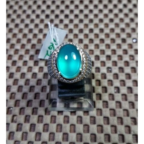 Bacan Majiko Tanah hitam