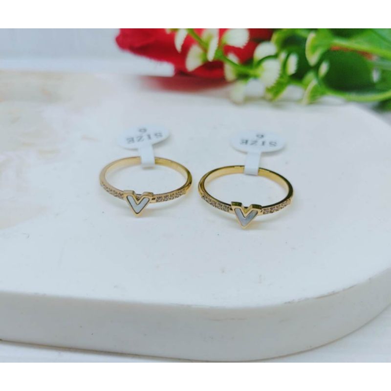 Cincin Titanium Anti Karat Permata.Perhiasan Wanita R602 R603