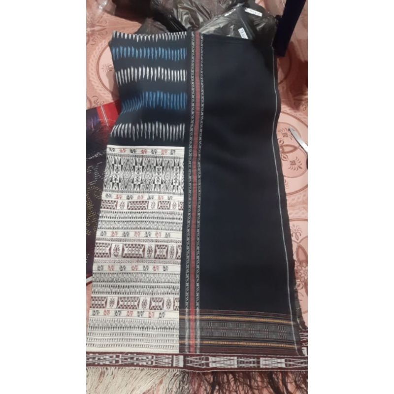 ULOS PUCCA JUMBO / ULOS PACCAMOT / ULOS PINUNCAAN ULOS BATAK TOBA ULOS PASSAMOT ULOS MERTUA ULOS KOS