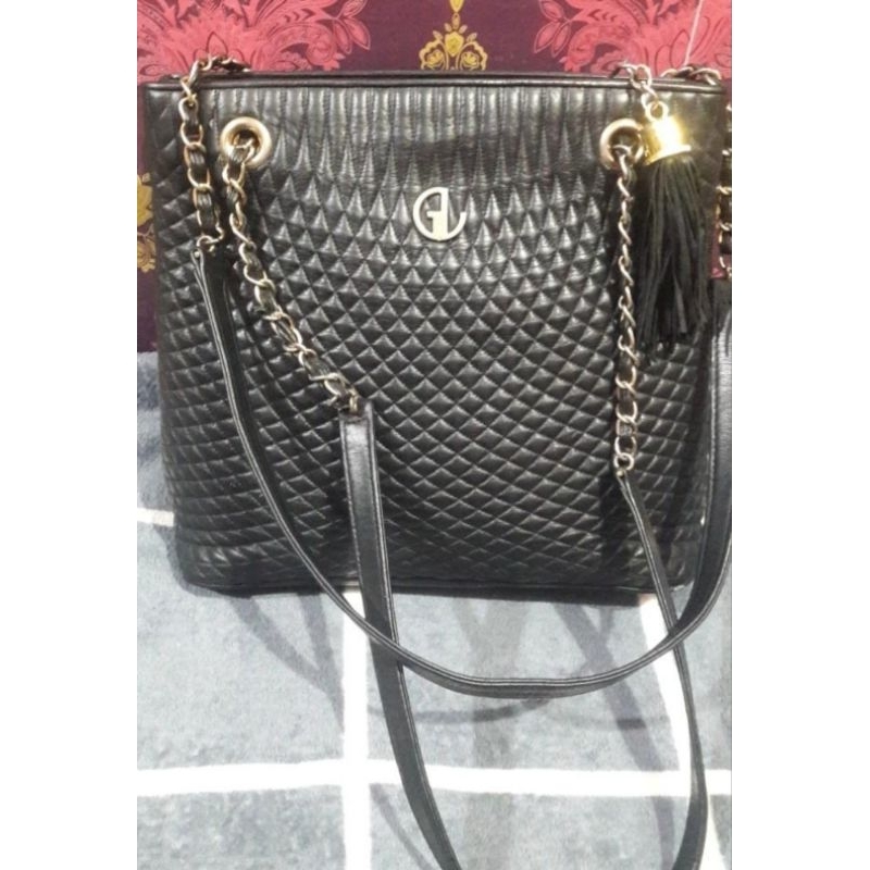 Guy laroche tote bag