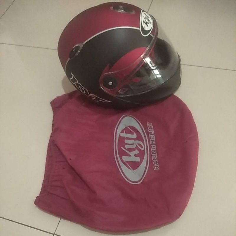 Helm KYT Rocket
