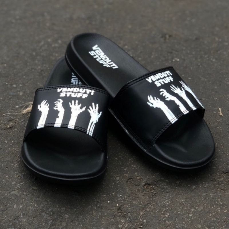 Sandal Slide Venduti Stuff Original Unisex Sandal Slip On Pria Wanita Black White