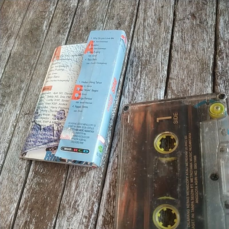 Kaset pita Bus Blues