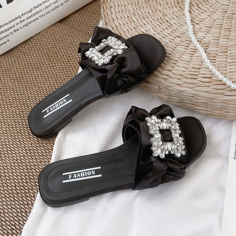 ACN 04 sandal Wanita mutiara