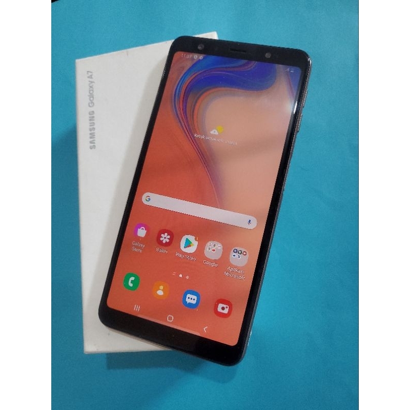 Samsung A7 2018 4/64 mulus