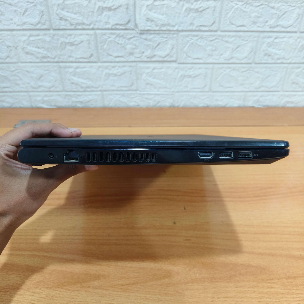Laptop Dell Inspiron 15 Core i3 Gen 6 RAM 8GB SSD 256GB Dual VGA