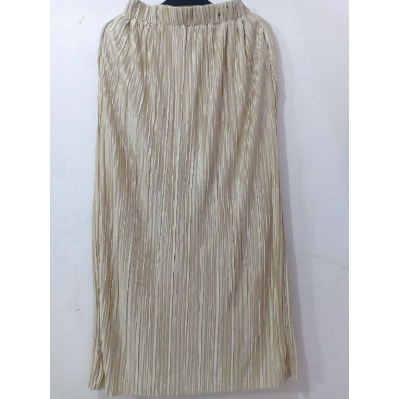 Preloved Rok Plisket INGNI New Tag (Link Pesanan)