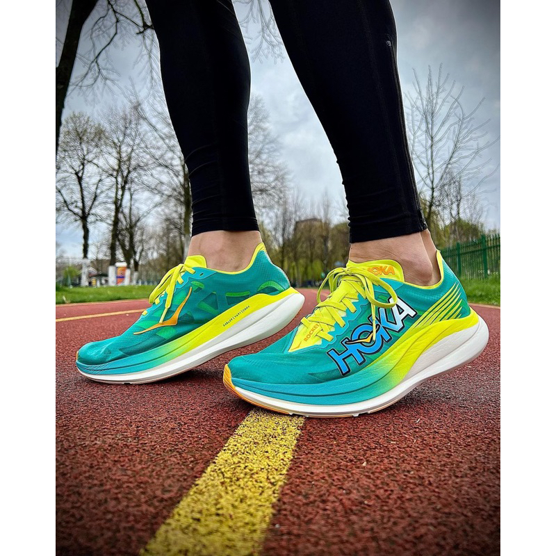 Hoka Rocket X-2