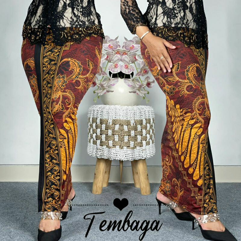 kamen moscrepe jumbo motif batik/bawahan kebaya/rok bali