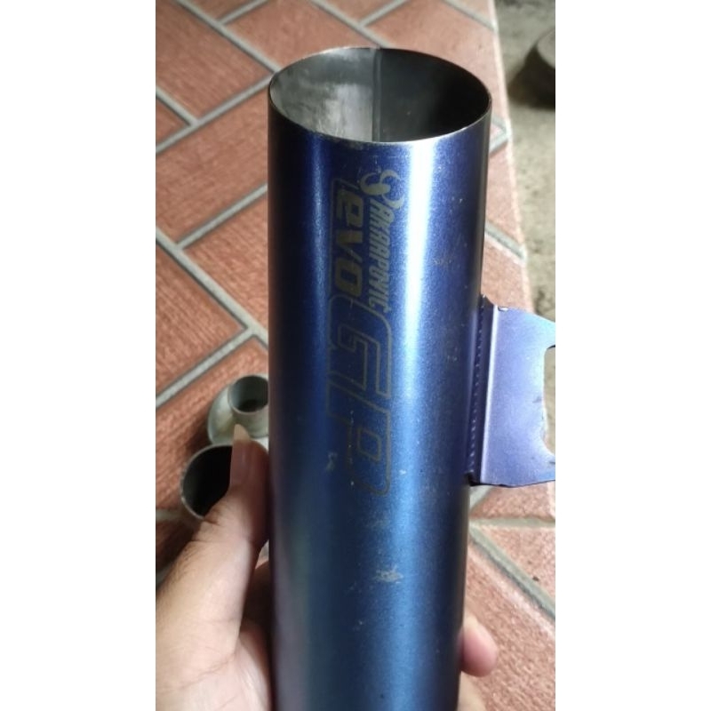 Silincer Akrapovic evo gp taiwan