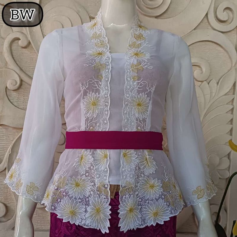 Kebaya jadi bordir motif campur