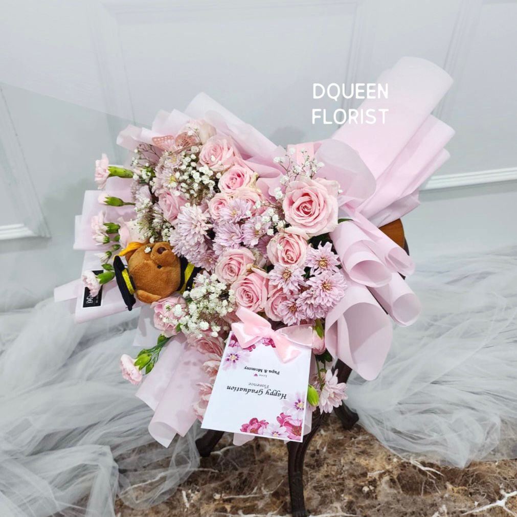 Dqueen Florist - Buket Bunga Tangan Wisuda Graduation Hari Special Moment Bahagia