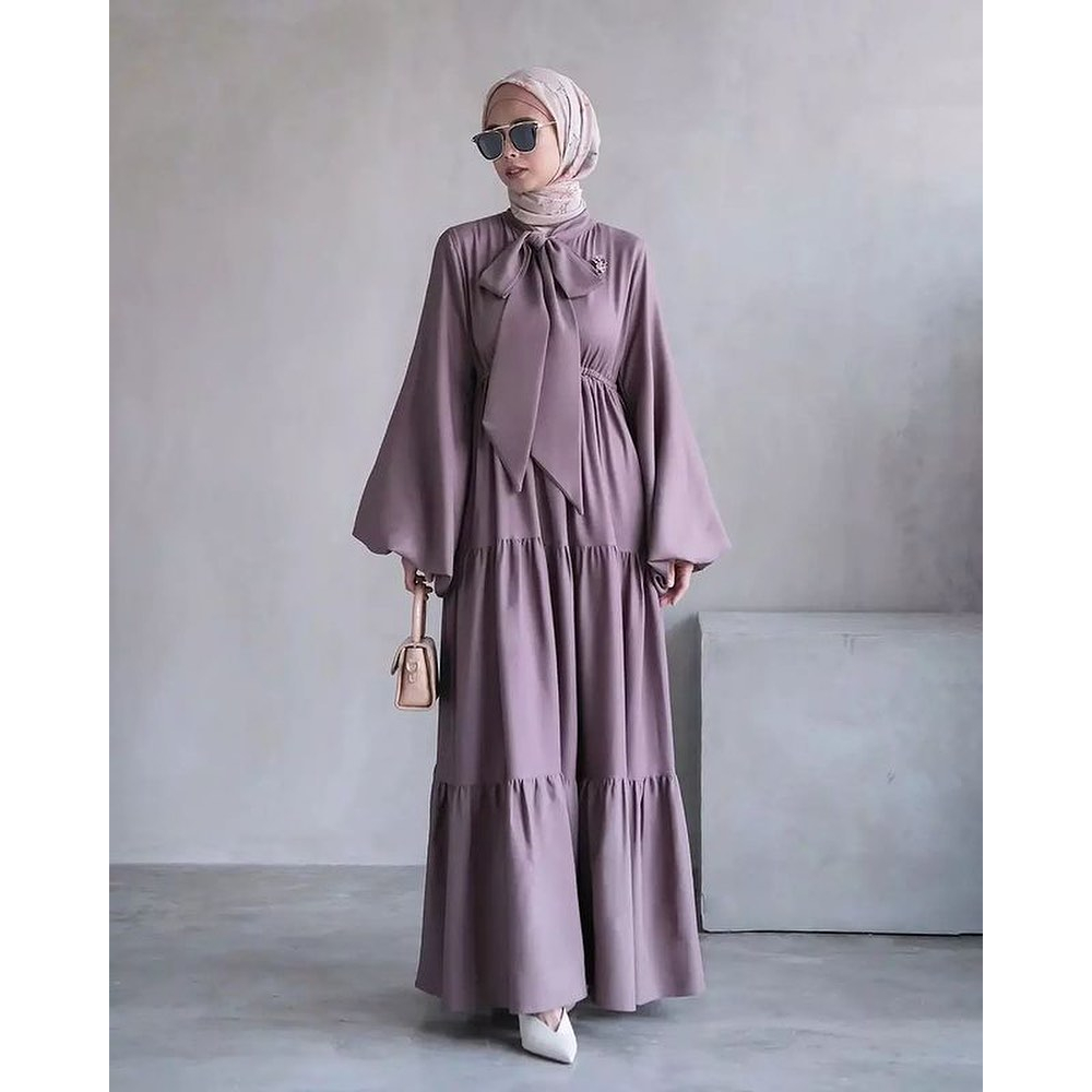 Arabele Dress -  dress gamis modern mutiara / dress modern busui friendly / dress model terbaru 2023 / dress modern kekinian / dress model korea / dress model terbaru / dress model belanda / dress modis / dress modern kondangan / dress remaja kekinian