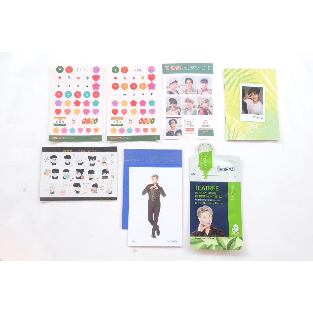 BTS COLLECT BOOK BTS 2021 SEASON GREETINGS BTS PHOTOCARD