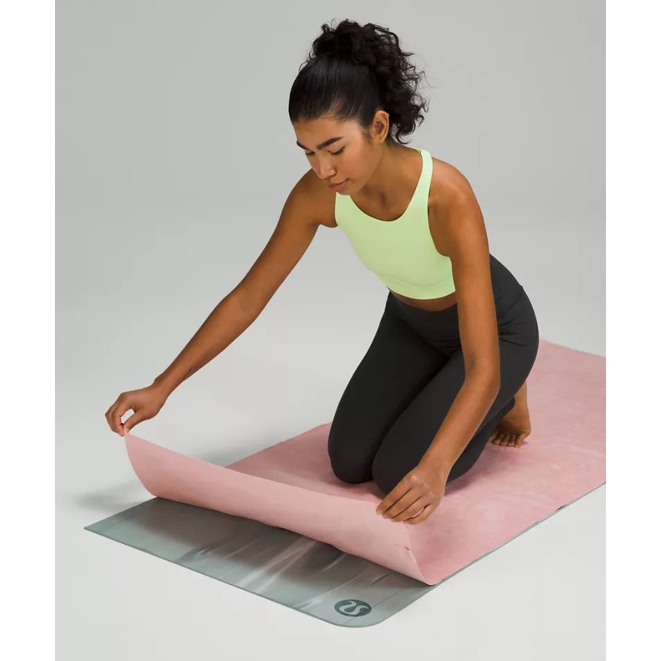 Lululemon The Towel Yoga Mat - Dew Pink