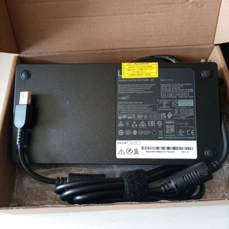 Charger Laptop Lenovo 20v - 15A 300w Legion