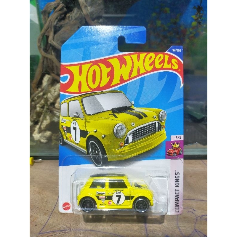 hotwheels morris mini treasure hunt reguler