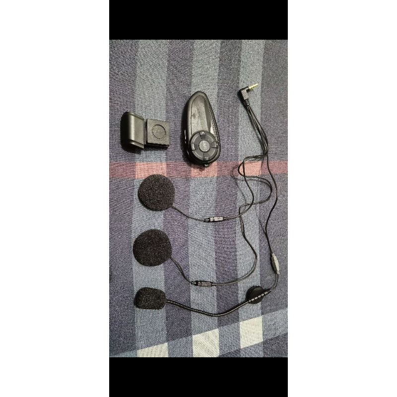 intercom helmet merk ejeas q7 bekas