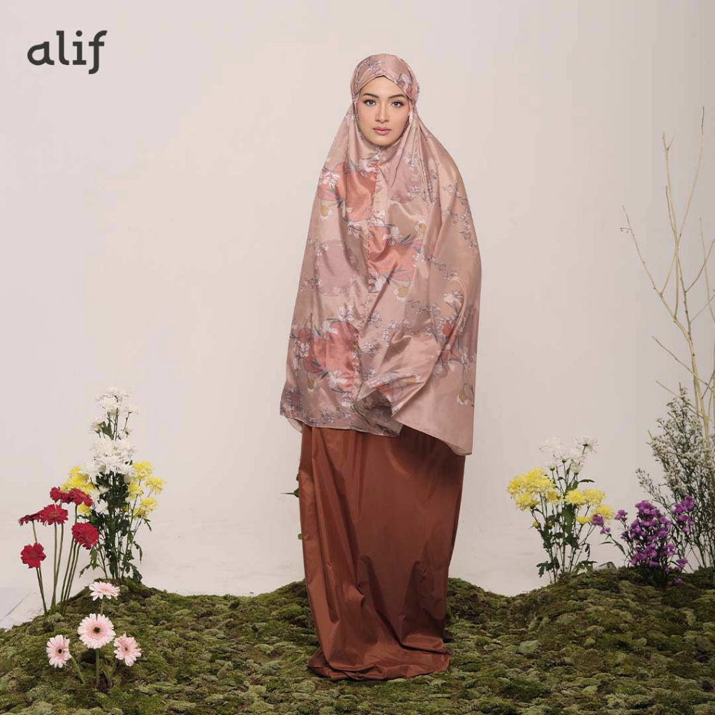 ALIF MUKENA MINI MOTIF PARASUT PREMIUM KOREA TRAVEL - PEONY IN RUSSET ( MKN-216 )