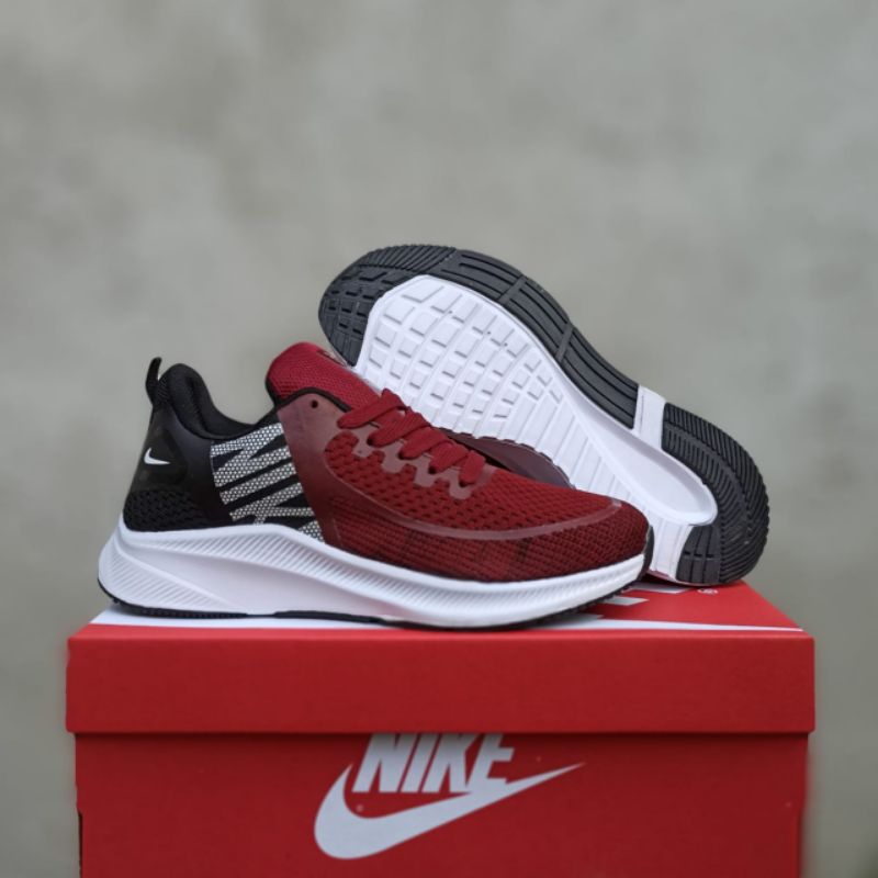 Sepatu sneakers pria sepatu nike zoom Pria