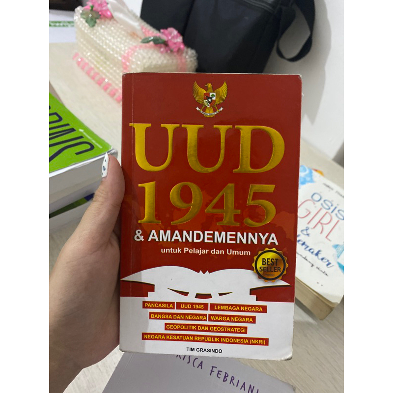 

UUD 1945 - TERMURAH